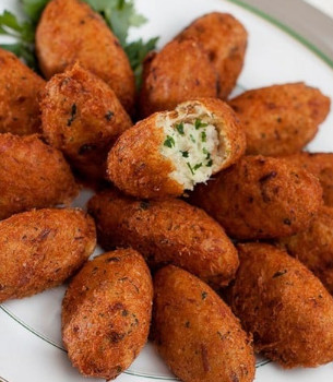 Bolinho de Bacalhau 500g||Fried ball of cod 500g||SmaÅ¼ona kulka dorsza 500g